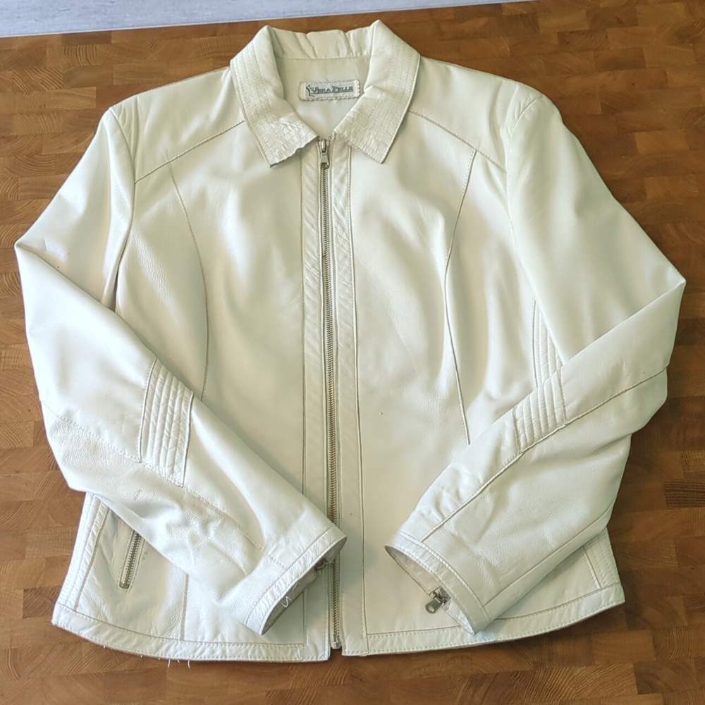 Well loved off white faux leather Vera Pelle jacket